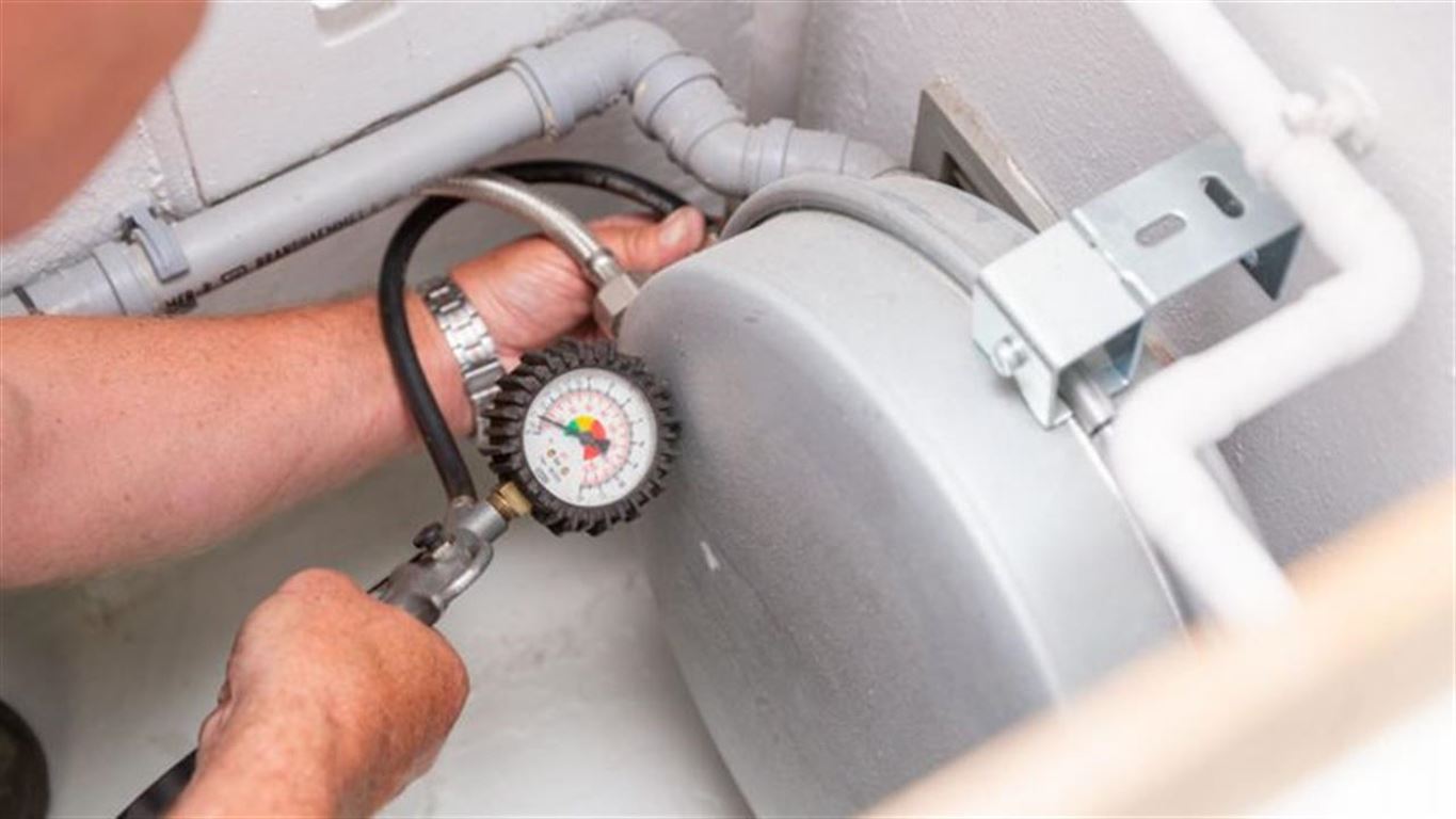 Hvor ofte bør der udføres varmepumpeservice?