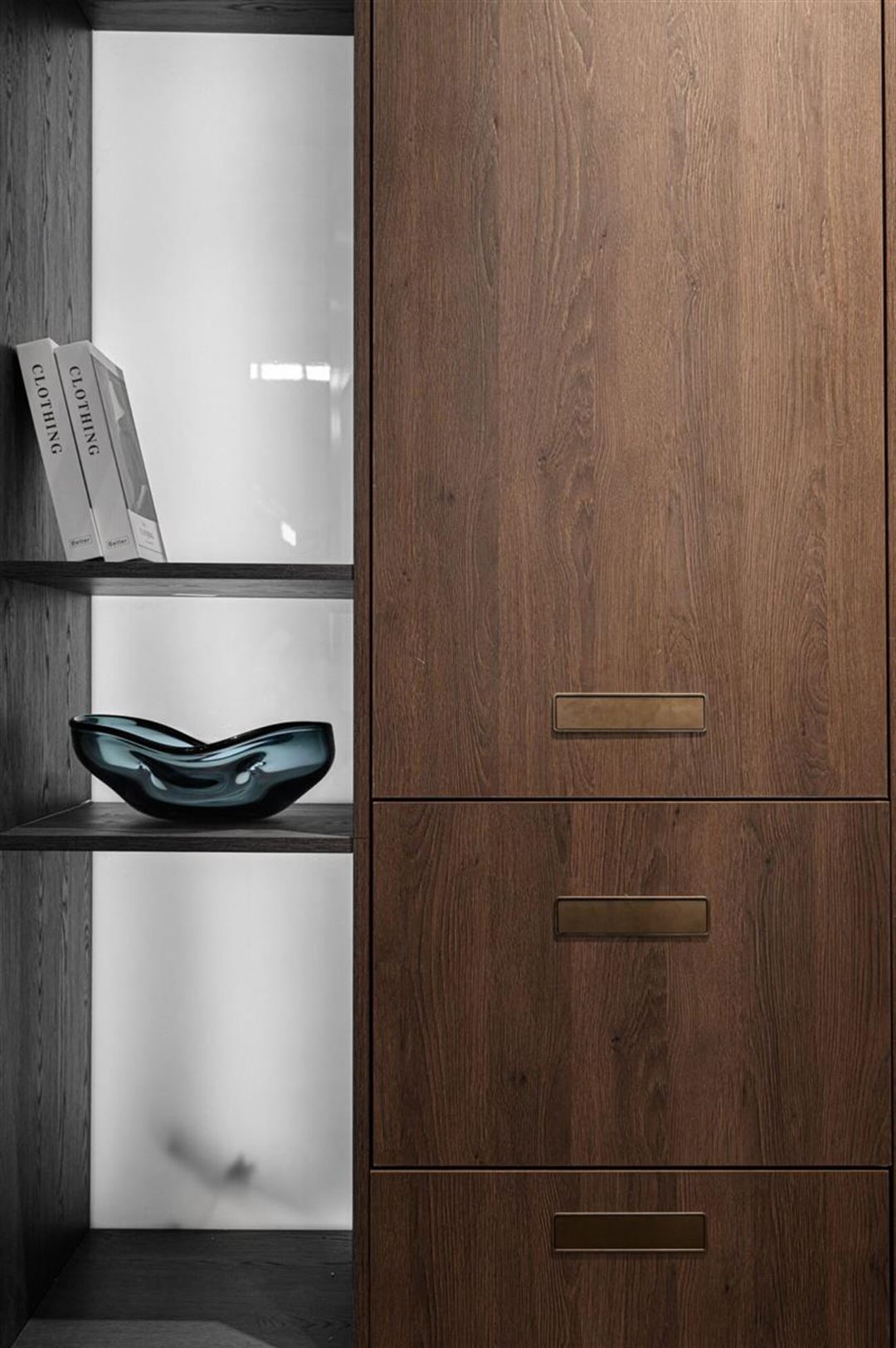 Smarte hyldebærere til skabe